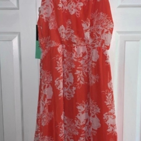 Tacera Coral & White Dress, Size Medium Petite - Picture 2 of 15